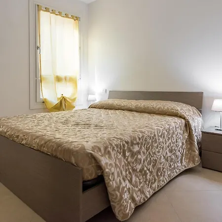 Dimora San Zeno 2 With 4 Sleeps *
