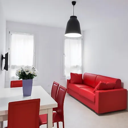 شقة Dimora San Zeno 2 With 4 Sleeps